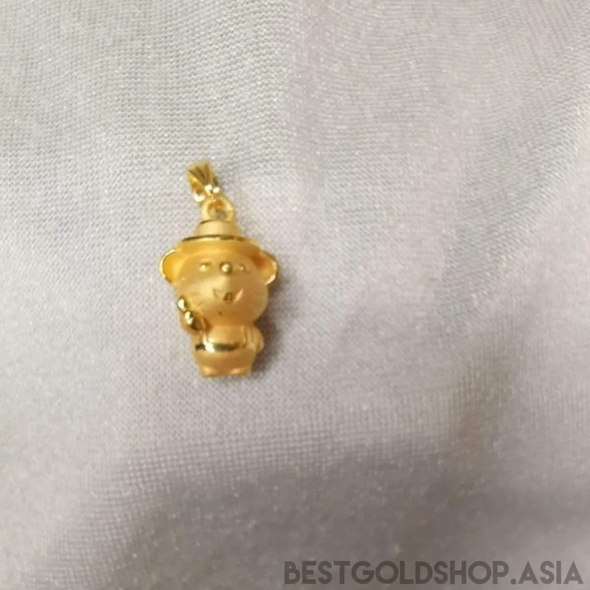 916 / 22k Gold zodiac pendant by Best Gold Shop