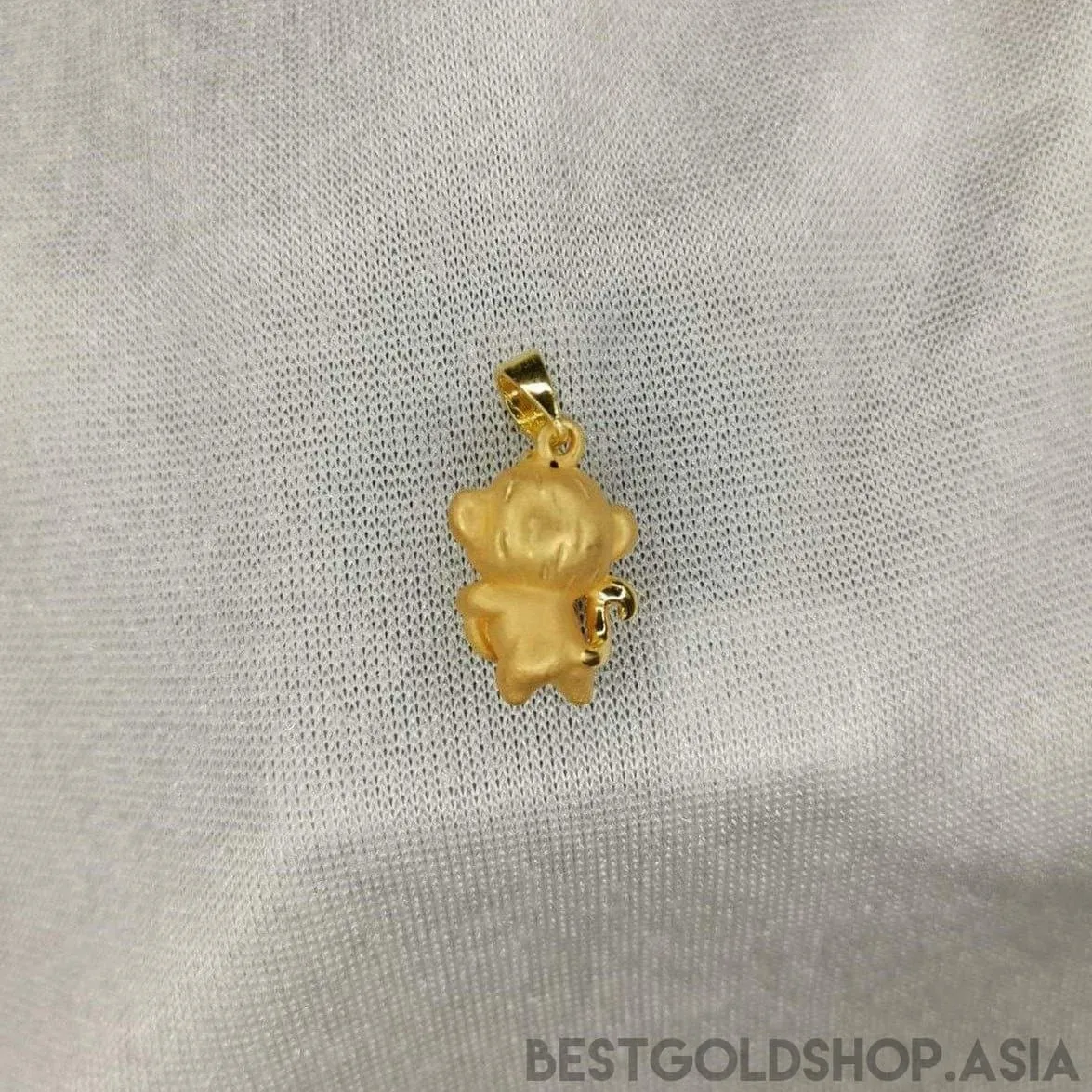 916 / 22k Gold zodiac pendant by Best Gold Shop