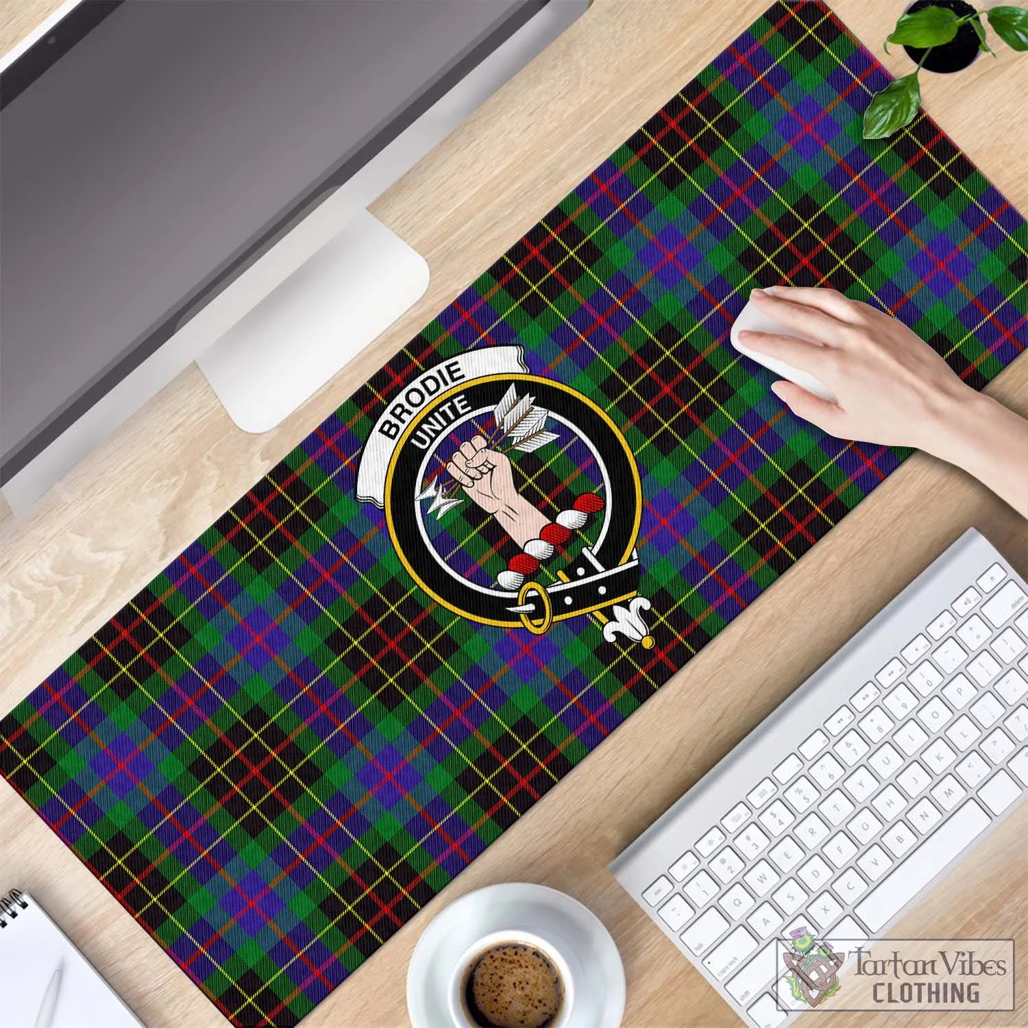 Brodie Hunting Modern Tartan Mouse Pad with Family Crest