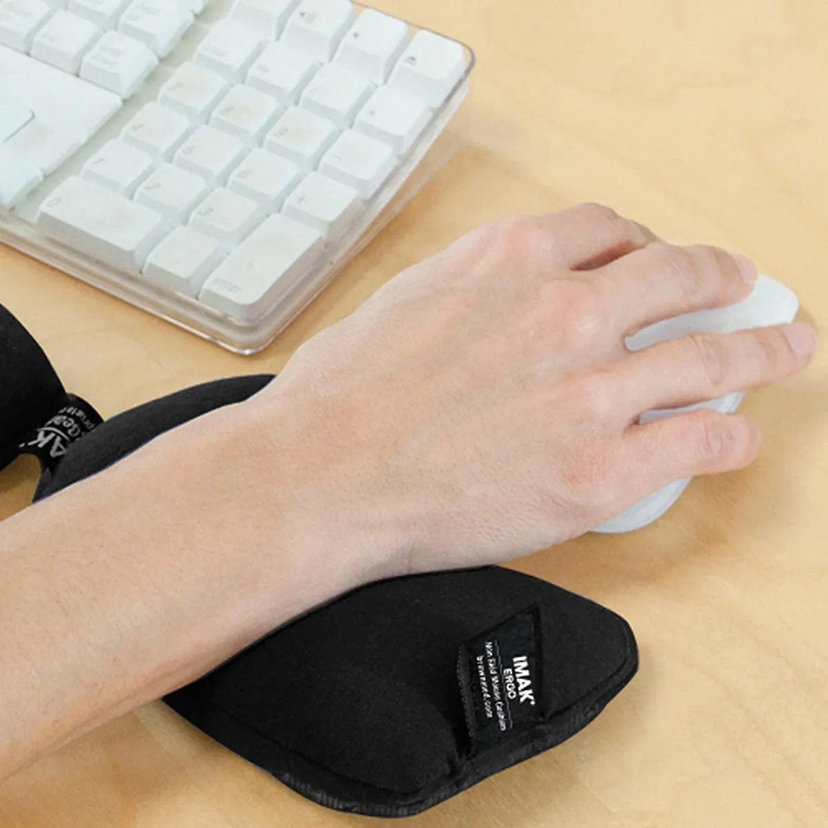 Brownmed IMAK Ergo Non-Skid Wrist Cushion for Mouse - Black