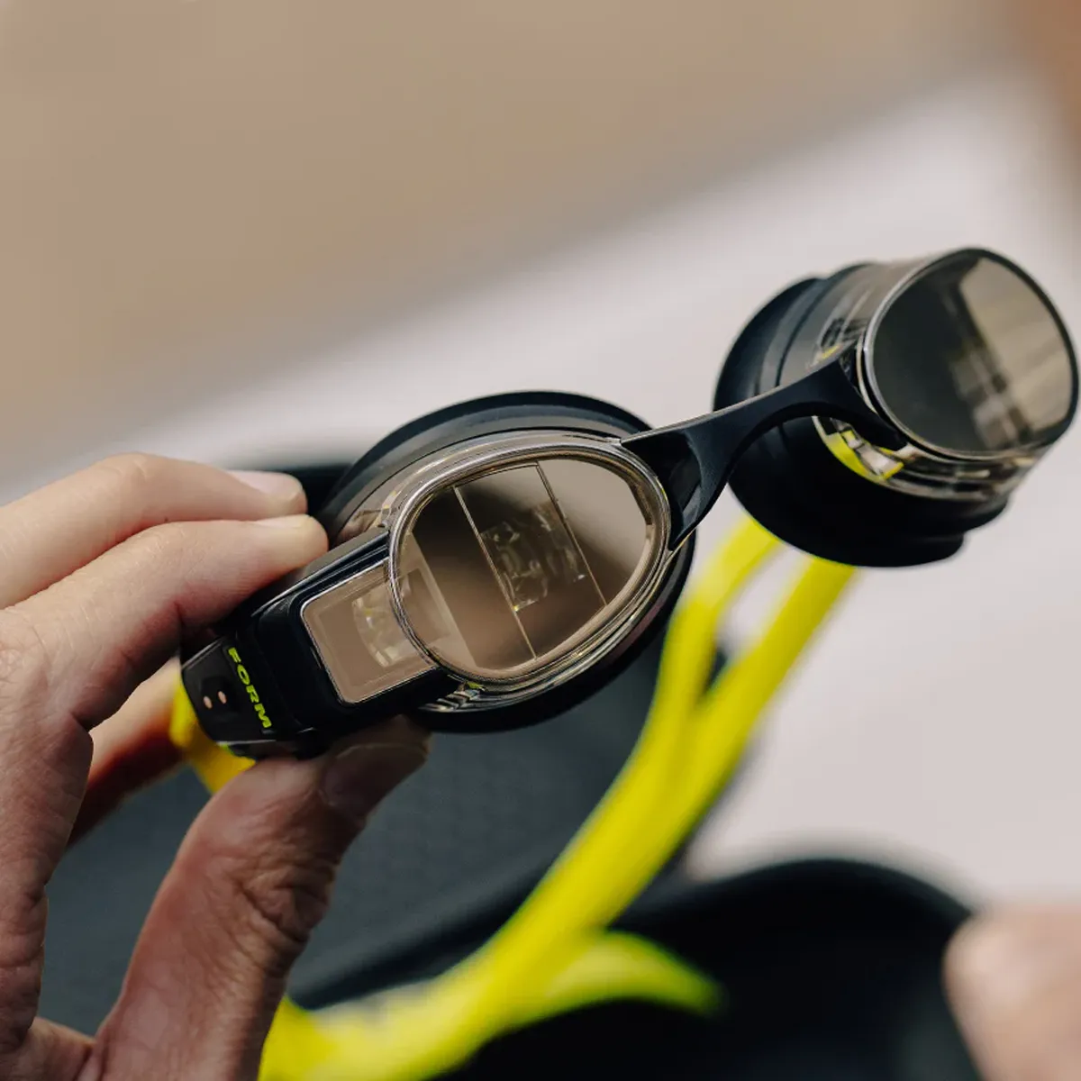 FORM Smart Swim 2 Goggle Demo