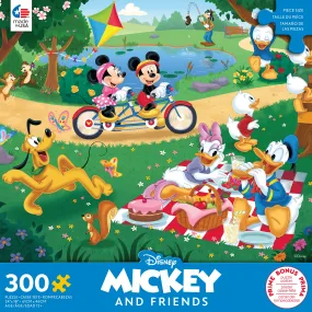 Mickey and Minnie in the Park- 300 Piece Puzzle