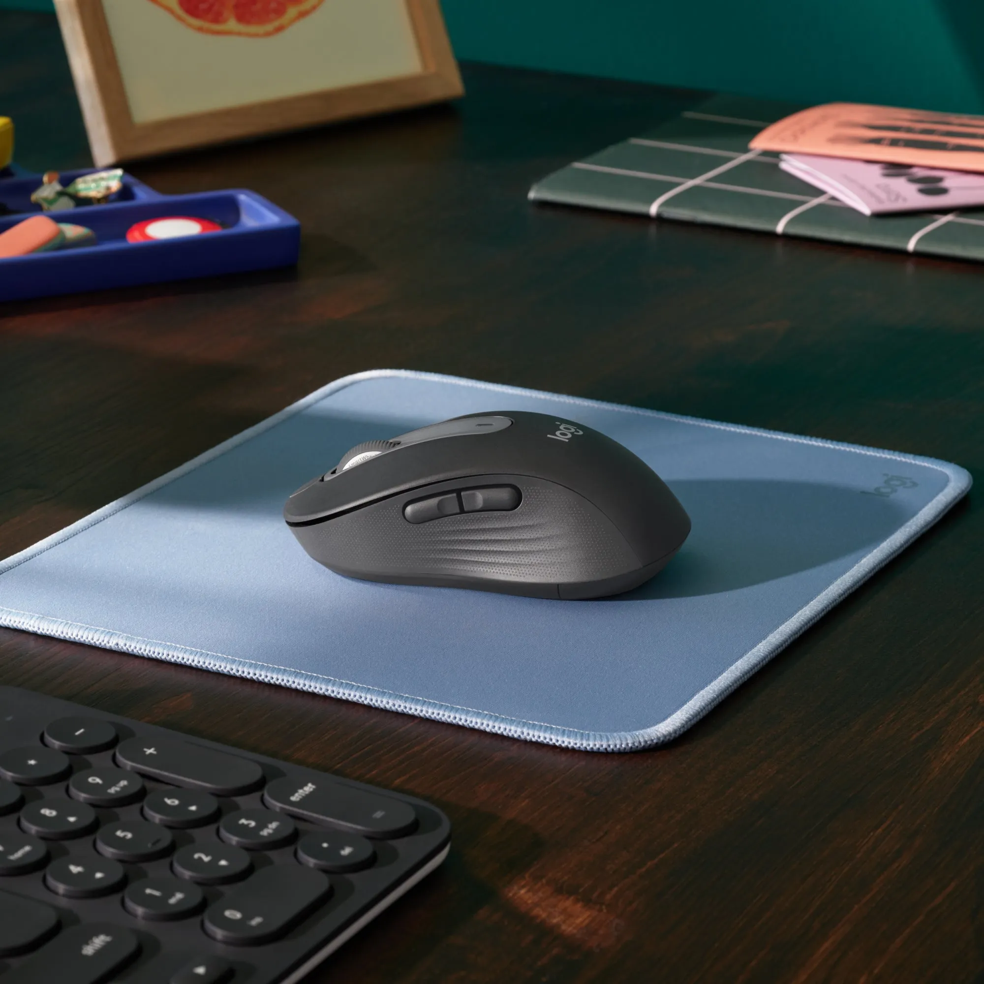 Signature M650 Mouse - Graphite